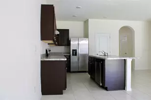 1256 Yellow Finch Dr, Davenport, FL 33837 - Photo 9
