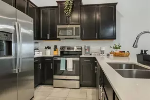 1043 Splash Shot Pl, Davenport, FL 33896 - Photo 11