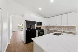 221 Garberia Dr, Davenport, FL 33837 - Photo 13