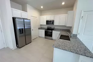 718 Overpool Ave, Davenport, FL 33896 - Photo 3