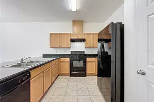 3135 Tocoa Cir, Kissimmee, FL 34746 - Photo 3