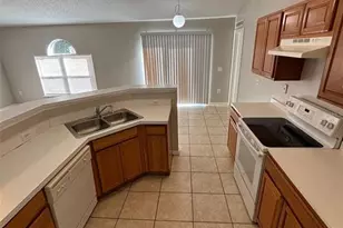 1613 Sail Dr, Poinciana, FL 34759 - Photo 9