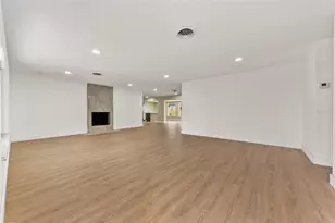 1822 Banyan Tree Dr, Edgewater, FL 32132 - Photo 7