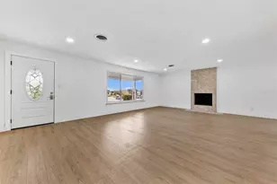 1822 Banyan Tree Dr, Edgewater, FL 32132 - Photo 9