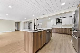 1822 Banyan Tree Dr, Edgewater, FL 32132 - Photo 43