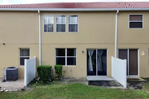 3008 Seaview Castle Dr, Kissimmee, FL 34746 - Photo 27