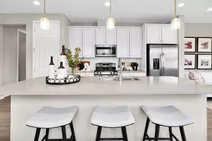 5323 Spring Maiden Circle, Apollo Beach, FL 33572 - Photo 3