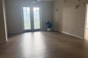 3000 Laurel Park Ln, Kissimmee, FL 34741 - Photo 3