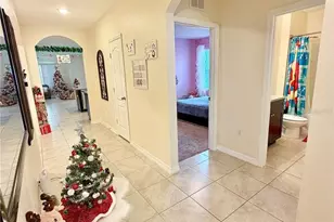 3029 Country Club Cir, Winter Haven, FL 33881 - Photo 5