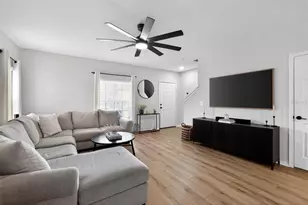 4714 Somerset Hill Ln, Riverview, FL 33578 - Photo 7