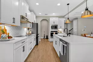 8759 Sonoma Coast Dr, Winter Garden, FL 34787 - Photo 9