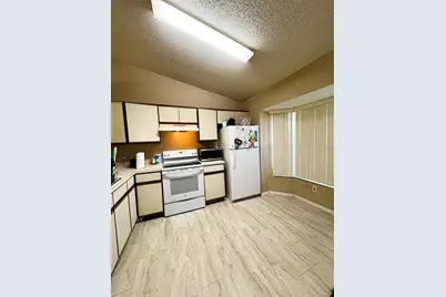 2904 Squire Oak Court, Saint Cloud, FL 34769 - Photo 3