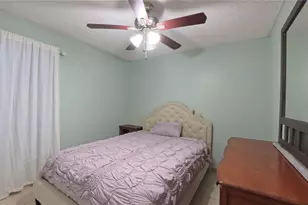 2340 Harbor Town Dr, Kissimmee, FL 34744 - Photo 33