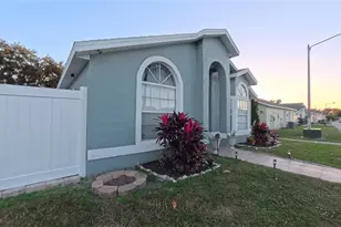 2340 Harbor Town Dr, Kissimmee, FL 34744 - Photo 37