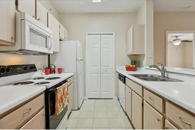 5451 Vineland Road #2305, Orlando, FL 32811 - Photo 9