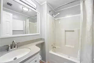 805 Camelia Ct, Lady Lake, FL 32159 - Photo 19