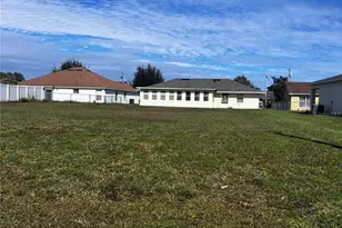 725 Leonardo Ct, Kissimmee, FL 34758 - Photo 1