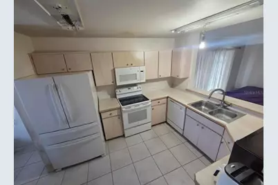 299 Indian Point Circle, Kissimmee, FL 34746 - Photo 5