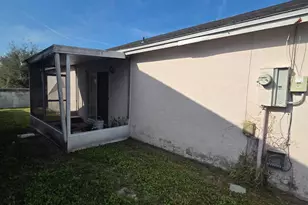 299 Indian Point Cir, Kissimmee, FL 34746 - Photo 21