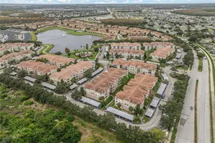 3000 Laurel Park Ln, Kissimmee, FL 34741 - Photo 9