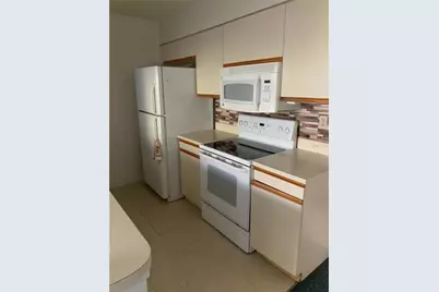 2719 N Poinciana Boulevard #182, Kissimmee, FL 34746 - Photo 9