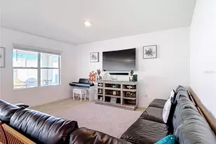 241 Meadowbrook Blvd, Winter Haven, FL 33881 - Photo 5