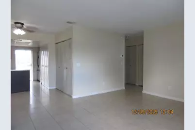 138 Las Brisas Way, Kissimmee, FL 34743 - Photo 5