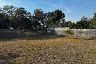 3265 Conine Dr W, Winter Haven, FL 33881 - Photo 3