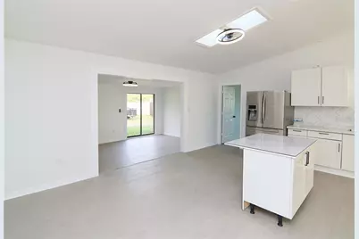 711 Kempten Street NW, Palm Bay, FL 32907 - Photo 7