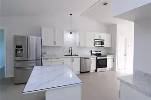 711 Kempten St NW, Palm Bay, FL 32907 - Photo 5