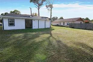 711 Kempten St NW, Palm Bay, FL 32907 - Photo 21