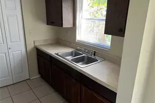 1916 Honour Rd, Orlando, FL 32839 - Photo 5