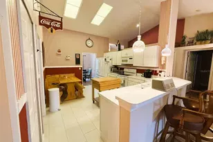 10413 Pointview Ct, Orlando, FL 32836 - Photo 9