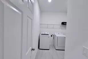 609 Duke Dr, Haines City, FL 33844 - Photo 13