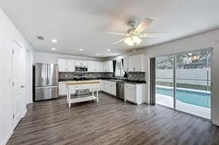 16748 Sunrise Vista Dr, Clermont, FL 34714 - Photo 11