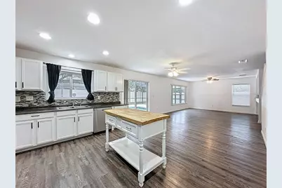 16748 Sunrise Vista Drive, Clermont, FL 34714 - Photo 15