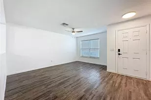 16748 Sunrise Vista Dr, Clermont, FL 34714 - Photo 17