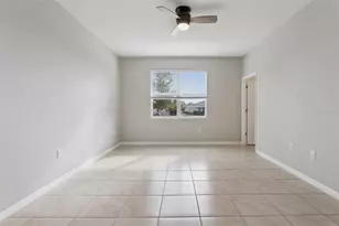 8016 Penrose Pl, Wildwood, FL 34785 - Photo 11