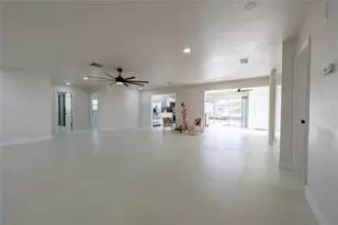 5617 Coronado Ct, Cape Coral, FL 33904 - Photo 7