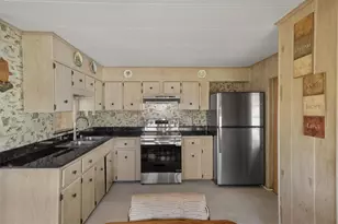 6721 Canterbury Dr NE, Winter Haven, FL 33881 - Photo 7