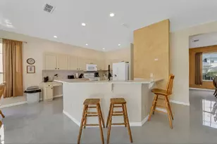 127 N Hampton Dr, Davenport, FL 33897 - Photo 11