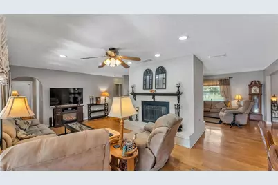 4044 The Fenway, Mulberry, FL 33860 - Photo 9