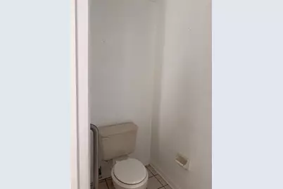 925 Derbyshire Drive, Kissimmee, FL 34758 - Photo 11
