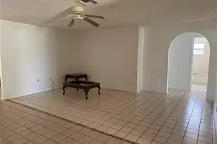925 Derbyshire Dr, Kissimmee, FL 34758 - Photo 5