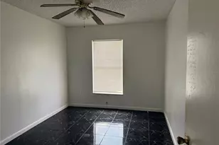 925 Derbyshire Dr, Kissimmee, FL 34758 - Photo 9