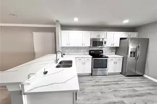 501 Flower Fields Ln, Orlando, FL 32824 - Photo 3