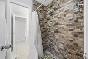 1232 Barefoot Bay Dr, Orlando, FL 32824 - Photo 17