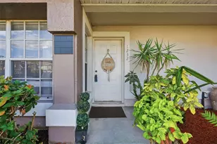 1232 Barefoot Bay Dr, Orlando, FL 32824 - Photo 3