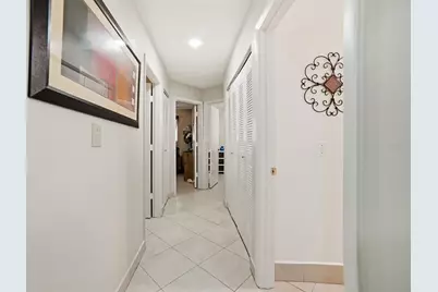 8300 NW 193rd Lane, Hialeah, FL 33015 - Photo 21