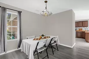 6474 Haughton Ln, Orlando, FL 32835 - Photo 3